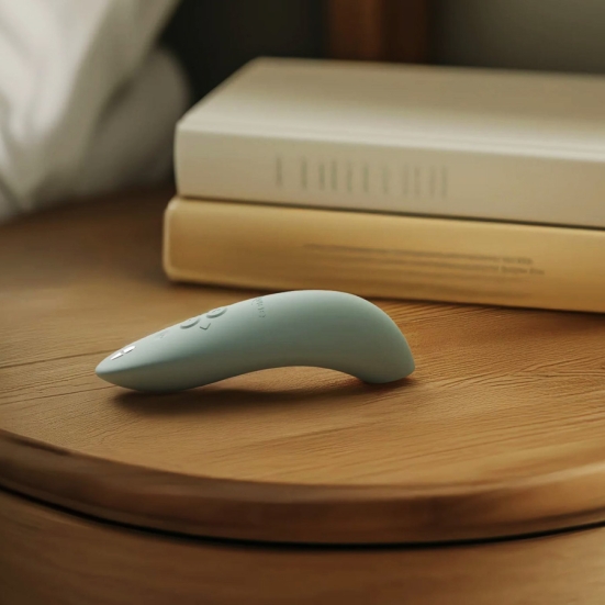 Стимулятор клитора We-Vibe Melt 2